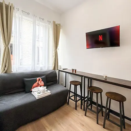 Apartment Nets - La Coulee Verte Paris