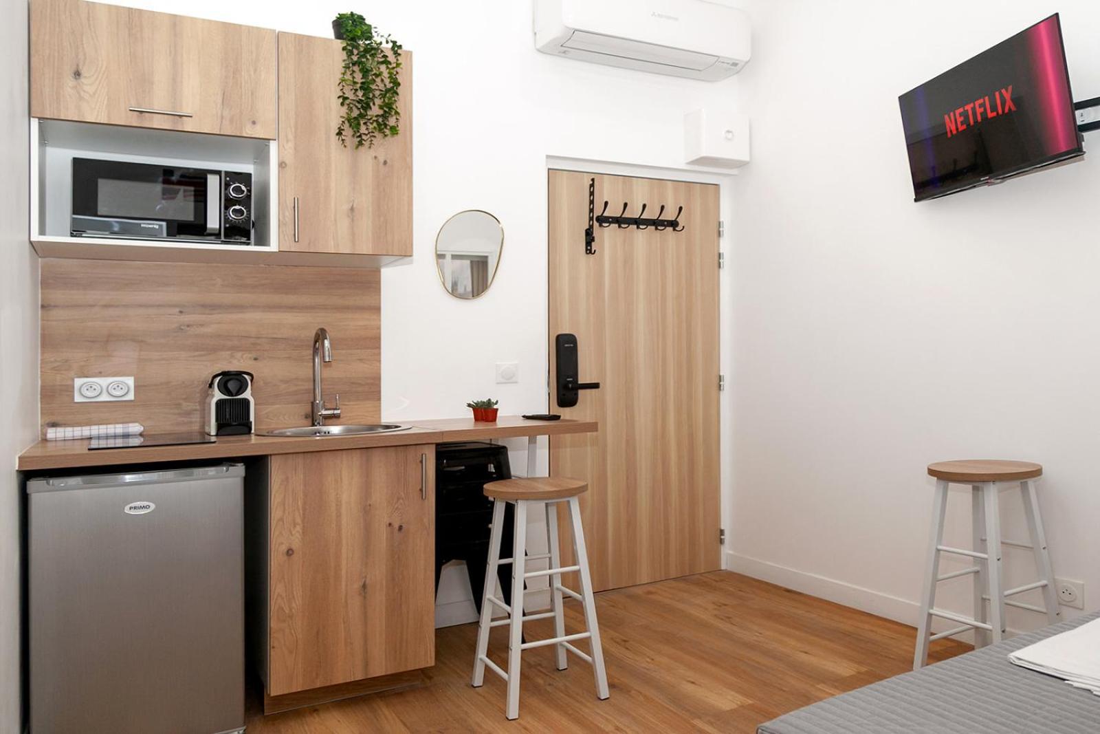 Apartment Nets - La Coulee Verte